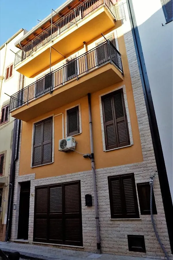 Central House Apartment Realmonte 0*,